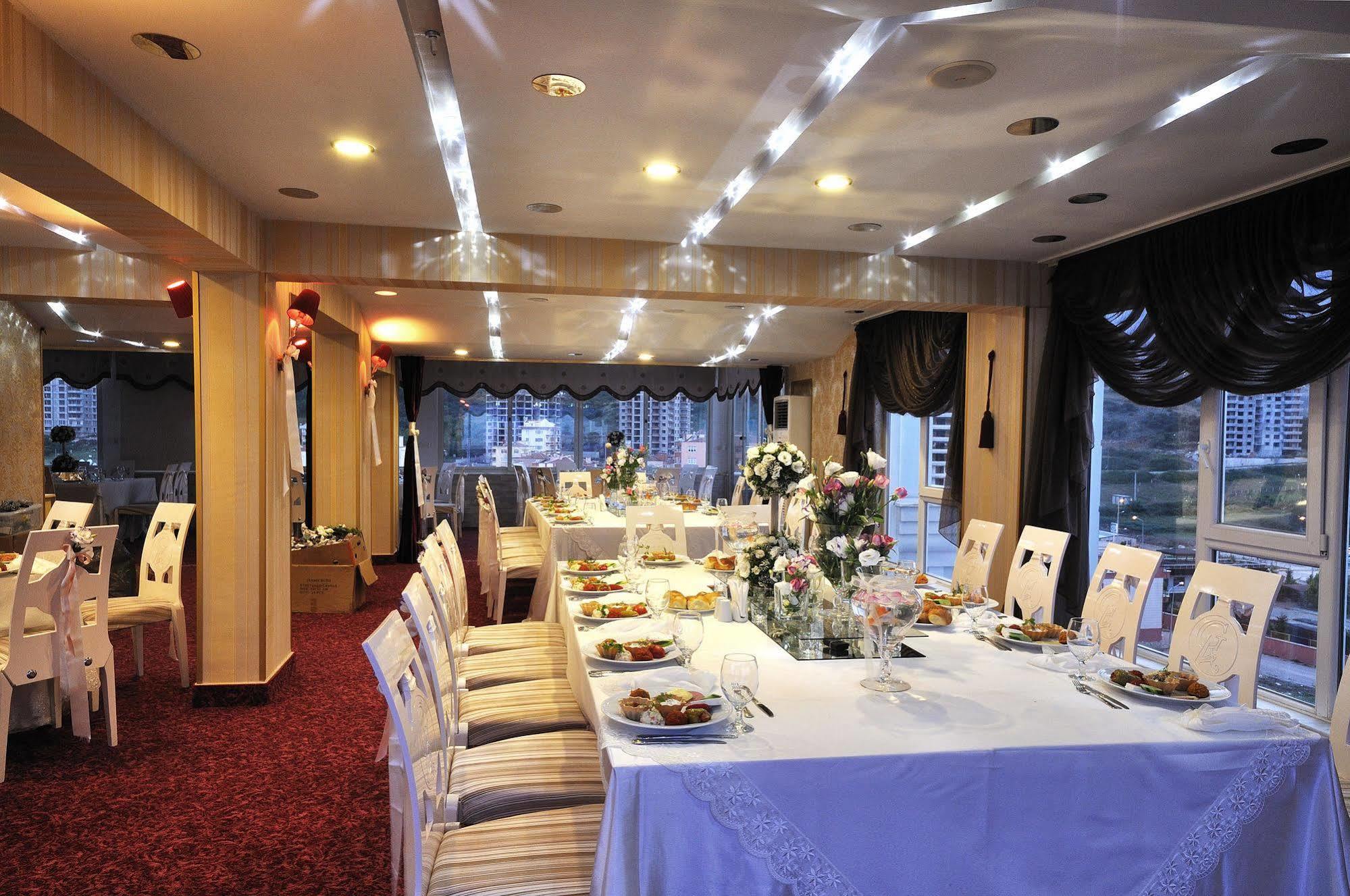 Grand Atakum Hotel Samsun Exterior photo
