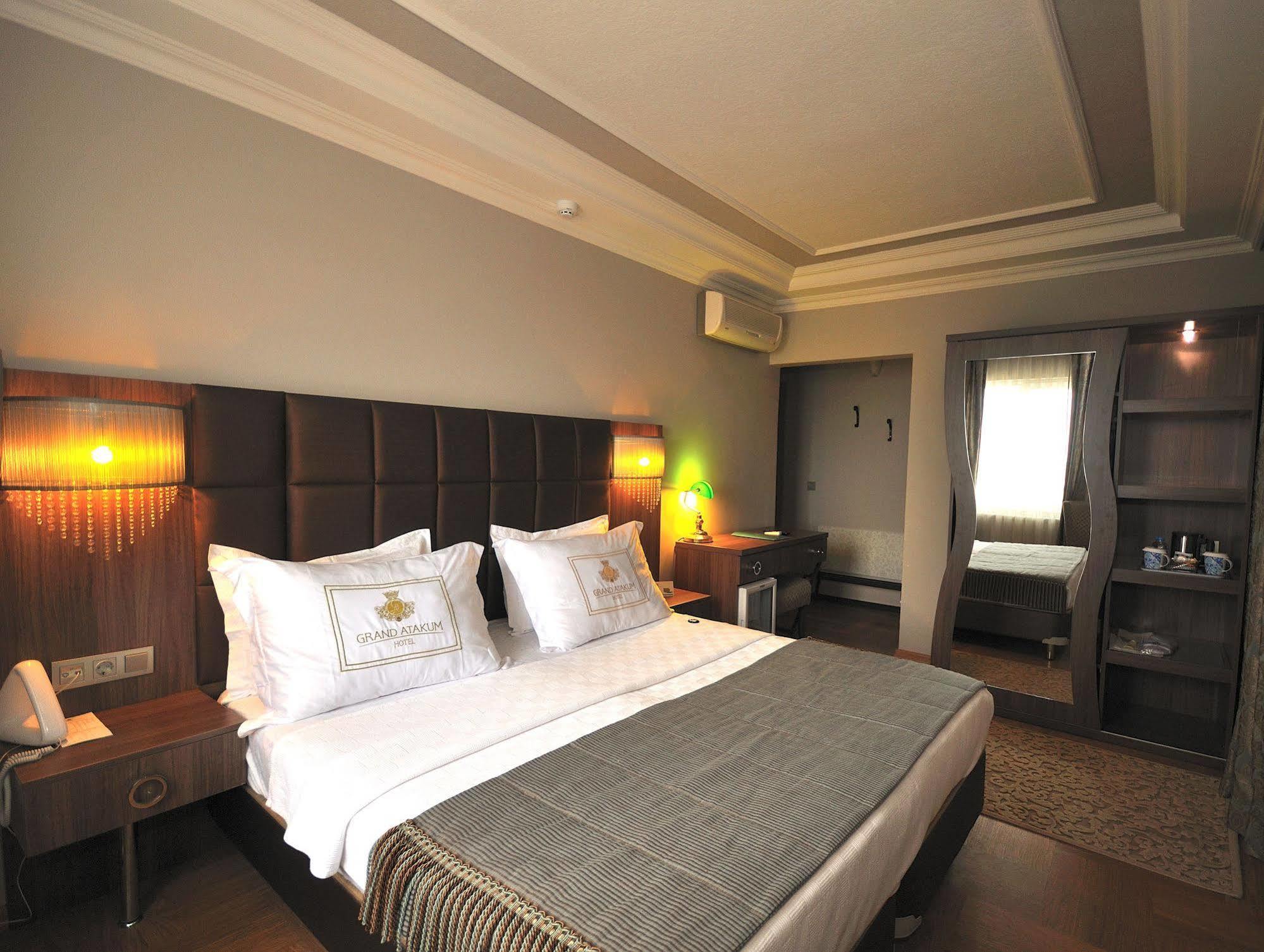 Grand Atakum Hotel Samsun Exterior photo